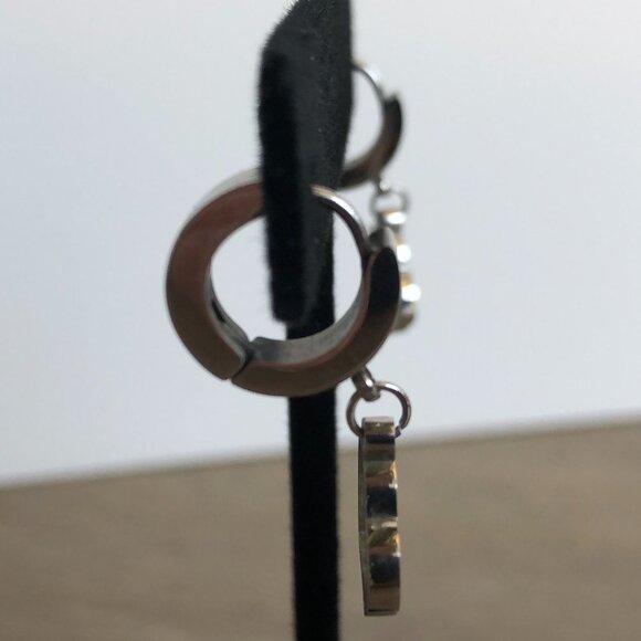 Industrial Inspired Two Tone Metal Keepers w Hoop + Heart Earrings Size OS - Picture 4 of 8